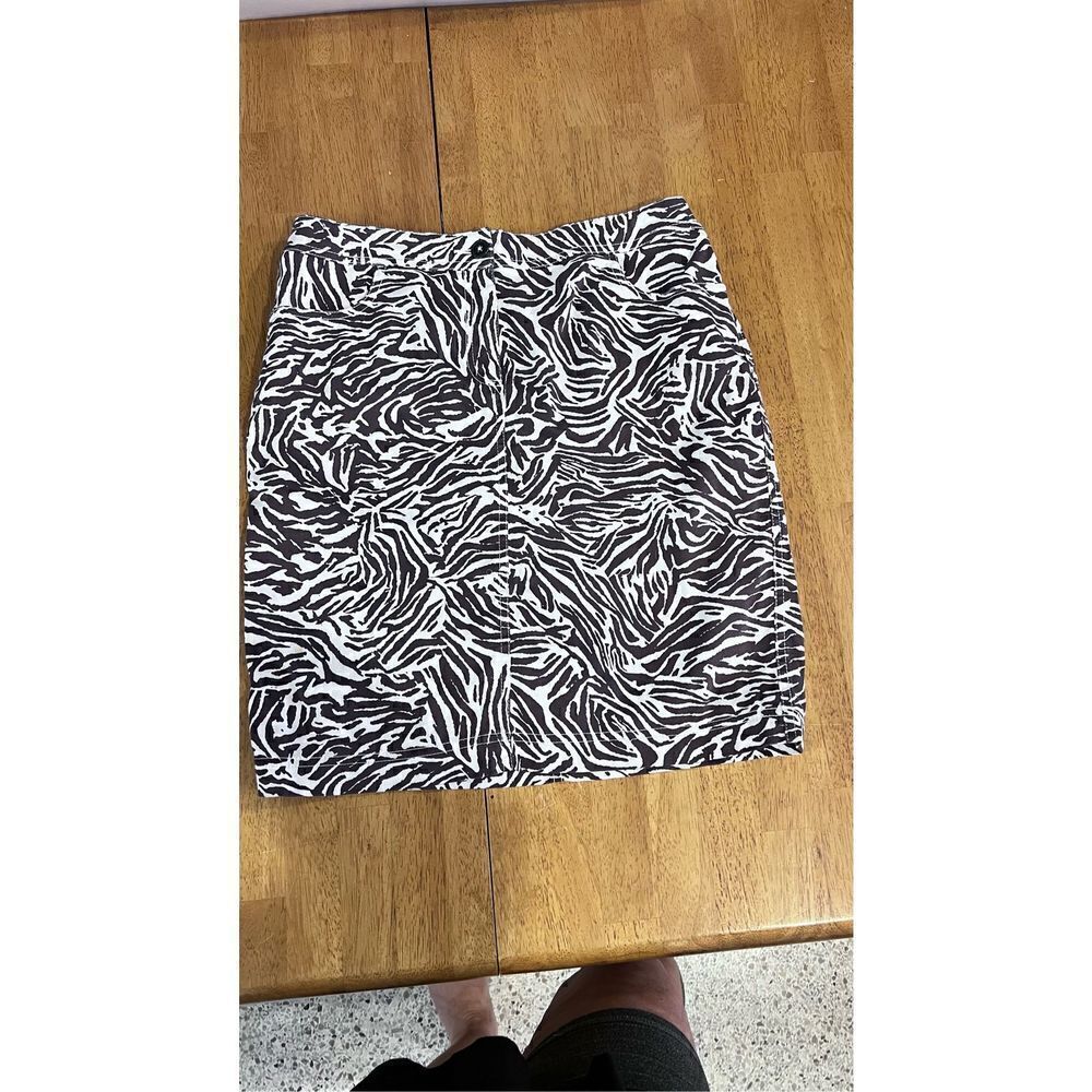 CHICOS BROWN ZEBRA PRINT SKIRT WOMENS SIZE 0 SIZE 29"